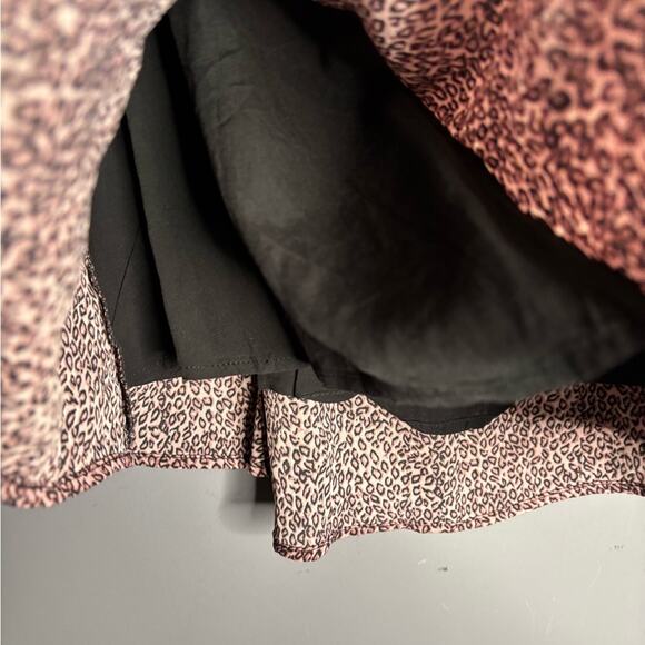 Urban Outfitters Pink Animal Print Button Front Swing Skirt Size Large - Picture 4 of 7